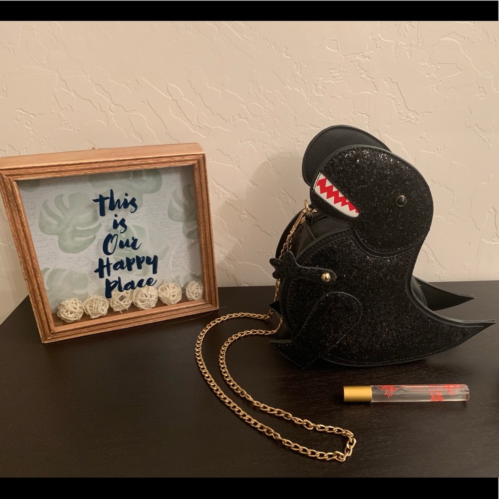 Dinosaur sparkle purse
